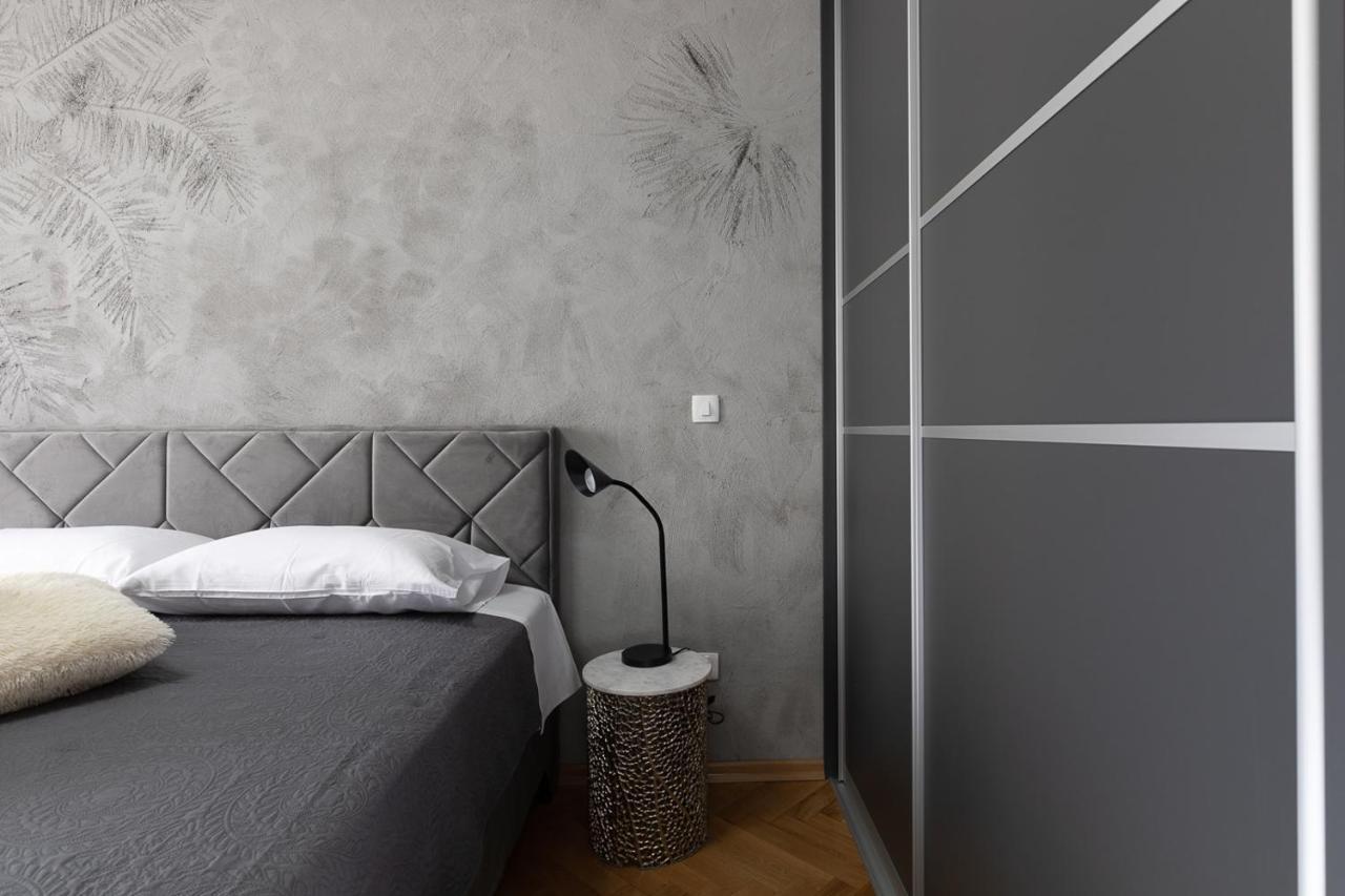 Apartment Dolly Completely Renovated 2023 Ровинь Экстерьер фото